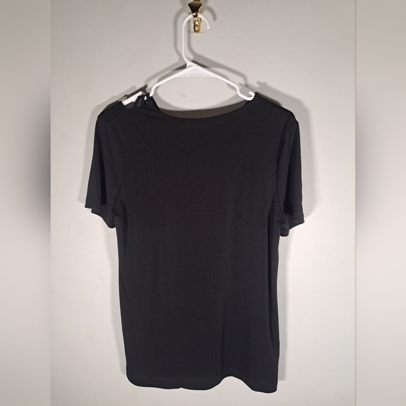 3/$15 Black Size Large Dressy T-Shirt - Picture 5 of 5